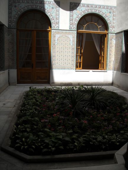 Небольшой арабский дворик